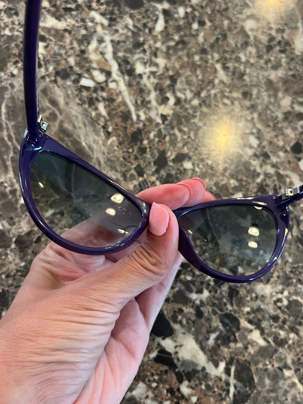 Tom Ford Sunglasses - Picture 8 of 8
